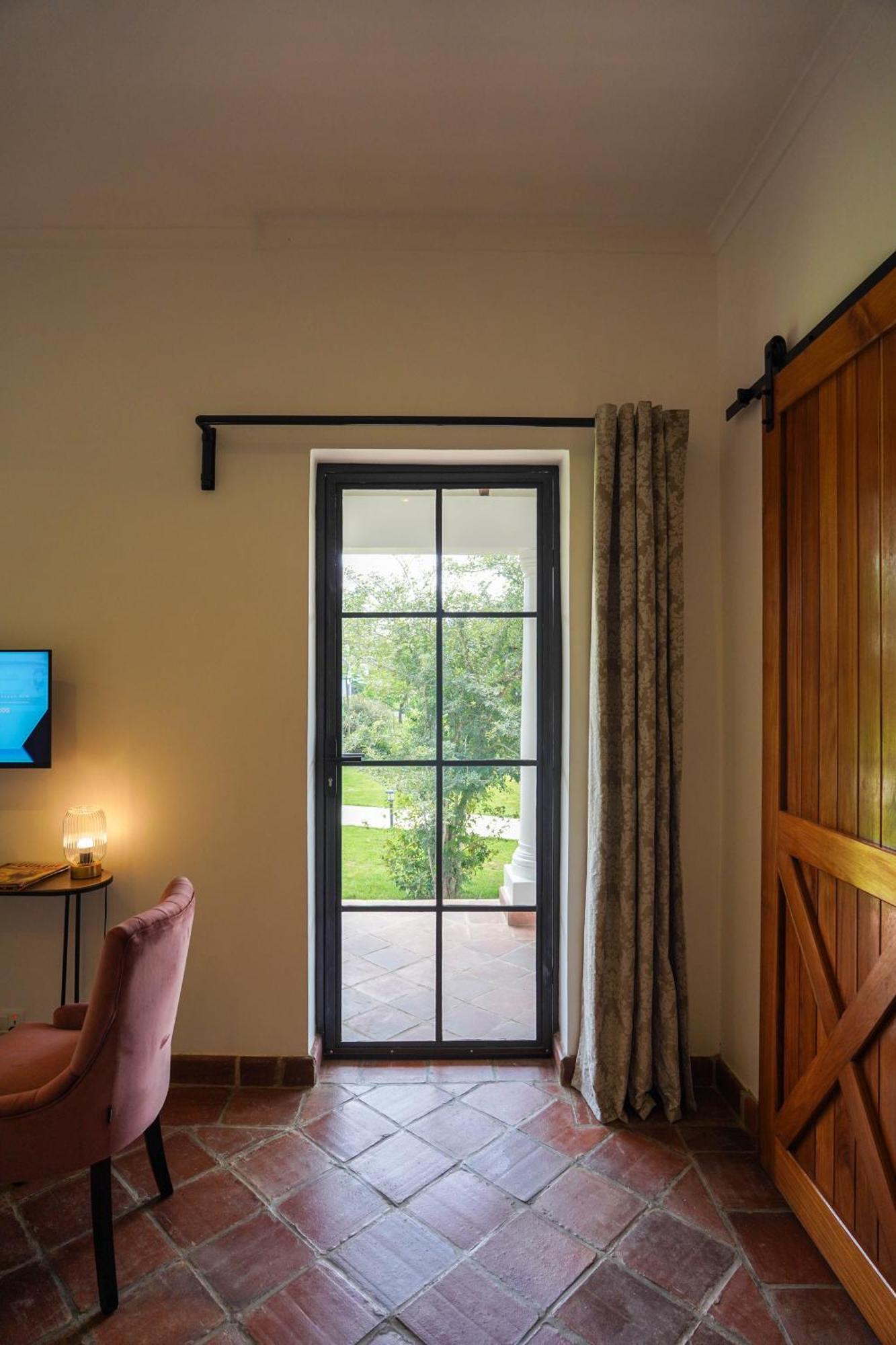 Kili Seasons Hotel Arusha Room photo